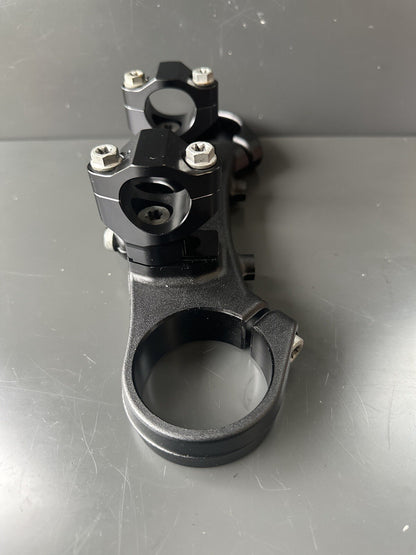 KTM 790 Top Yoke top upper fork yoke Top Yoke Top Fork Clamp 64101034032 OEM 20