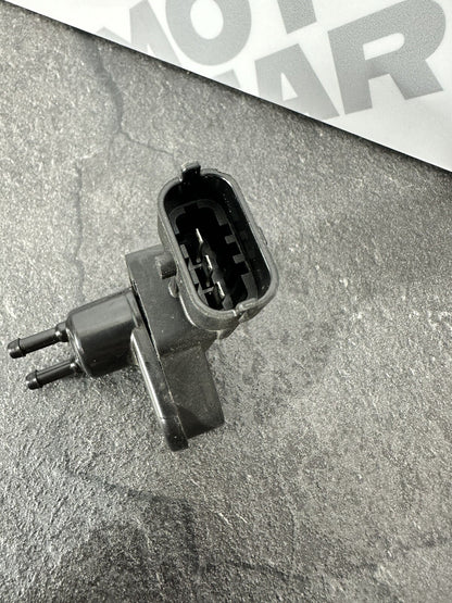 Aprilia Tuono V4 1100 Factory 2020 BOSCH Air Flow Sensor 6889 Miles OEM 2019