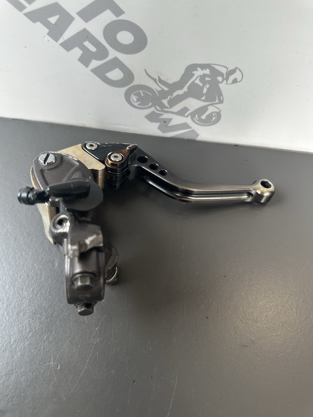 Honda CBR 1000 RR Front brake master cylinder  2004-2005 SPARES/REPAIRS DAMAGED