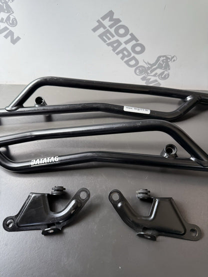 TRIUMPH TRIDENT 660 Top Case Carrier Luggage Plate Rear Rack Arms 2021-2024