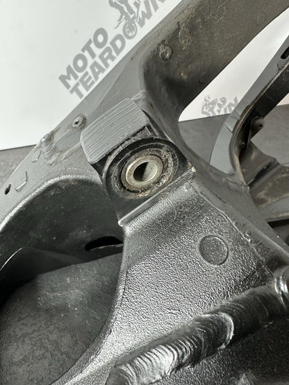 Suzuki GSXR 1000 2014 Swing Arm Swinging Arm Hugger 22774 Miles 2009-2016 OEM