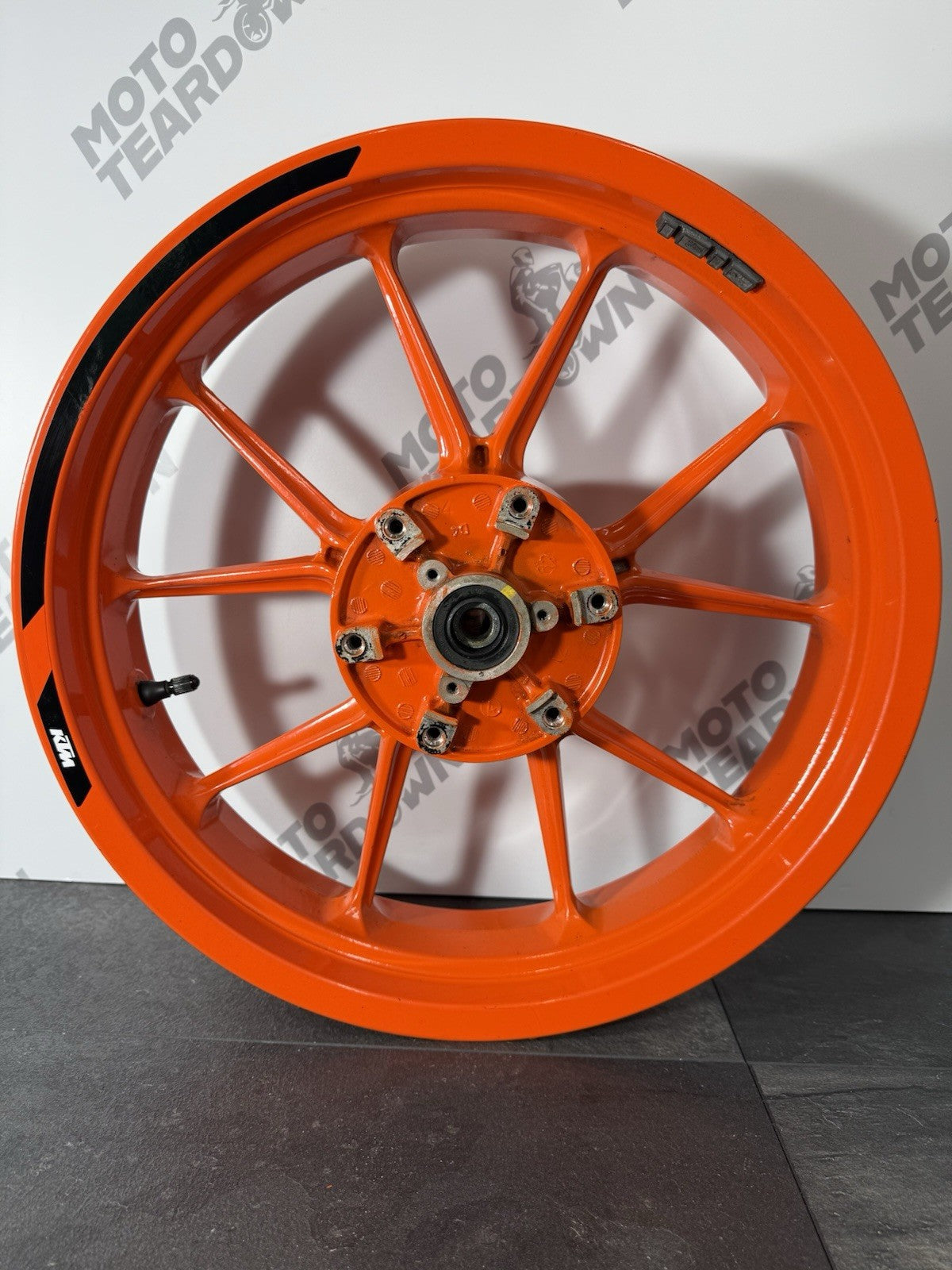 2a2f4290-38a2-4bcd-9fd9-1cb53e869844