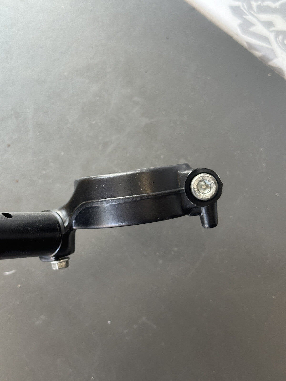 SUZUKI GSXR 1000 Right Hand clip-on  2009-2016 GSXR Clipon 2010 GSXR CLIP ON OEM
