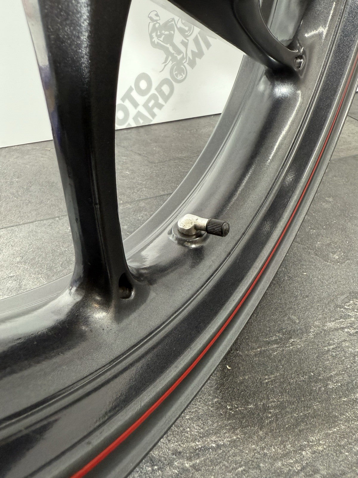 87c77b04-77eb-4b3e-a68e-a035b1c36d89