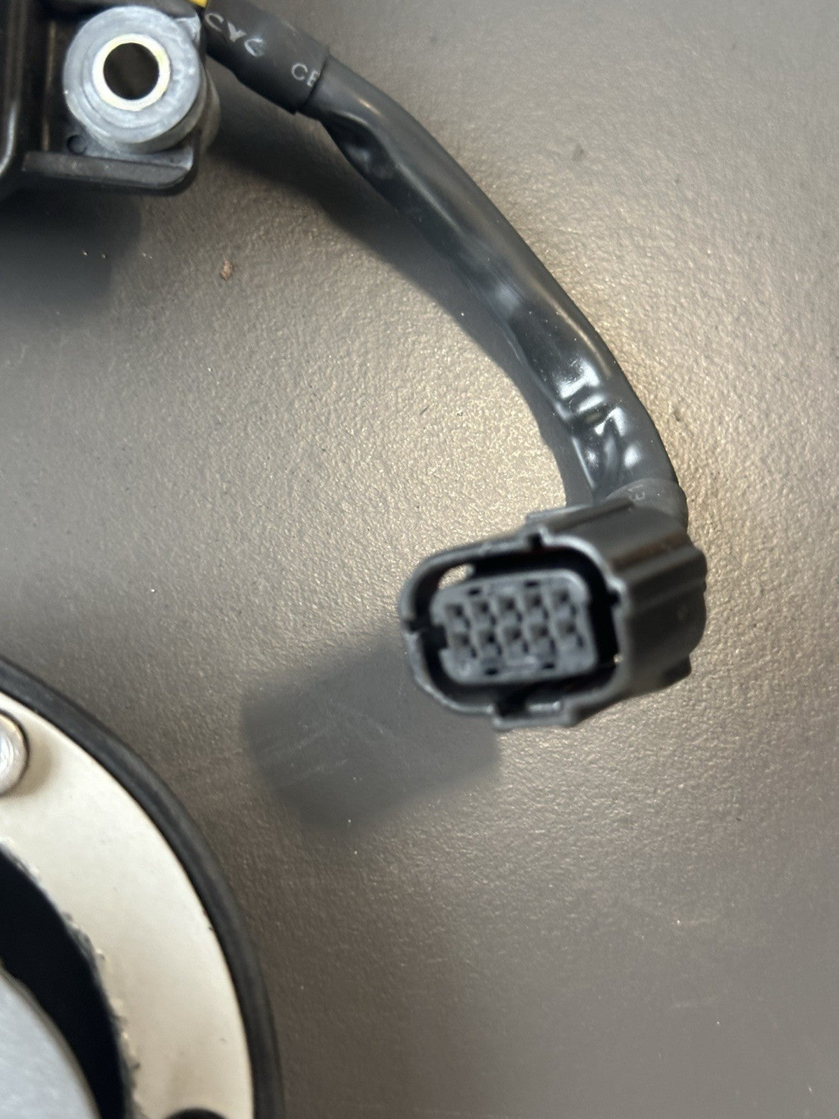 d41951e4-a148-40d7-962f-38ca460c937e