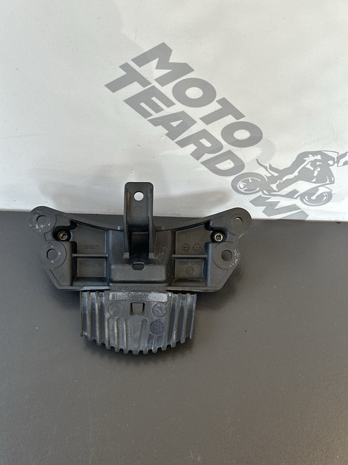 TRIUMPH STREET TRIPLE 765R 765RS REAR SUBFRAME BRIDGE T2070577 2017-2019 OEM