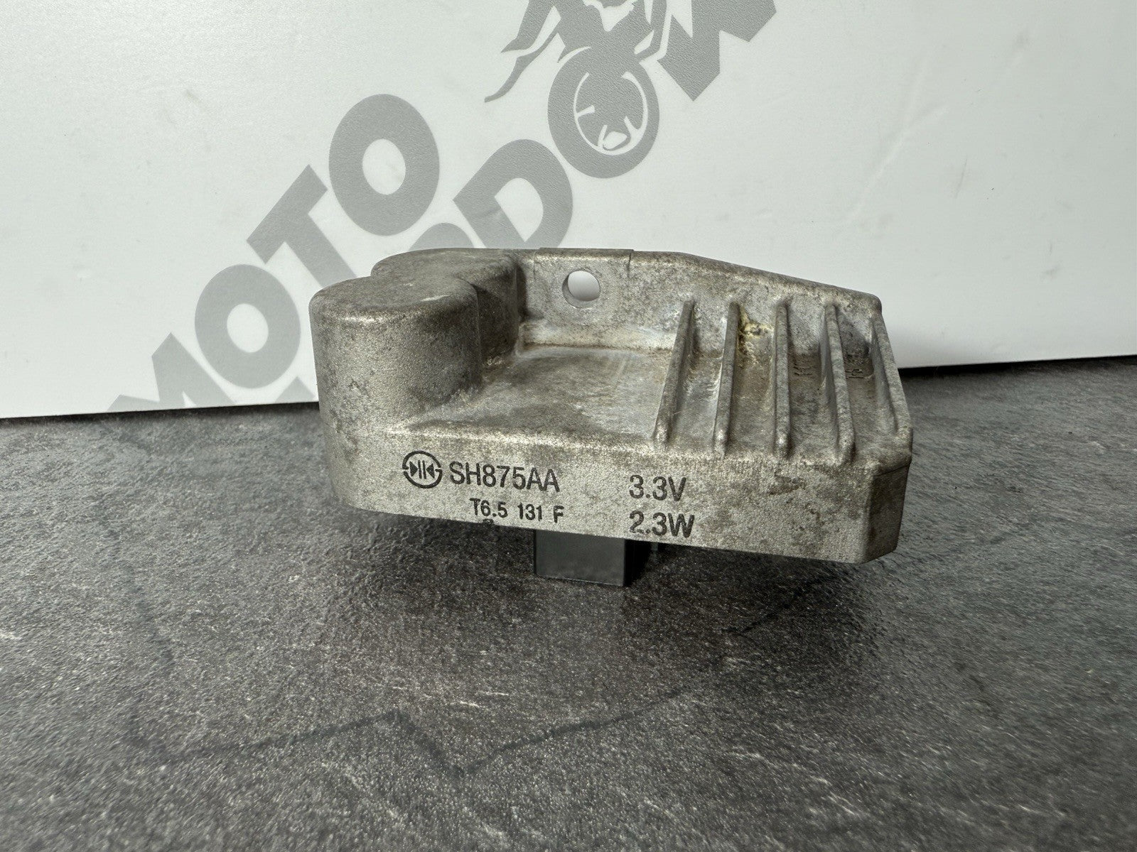 3fc19689-f32c-48ab-8776-e467353c2055