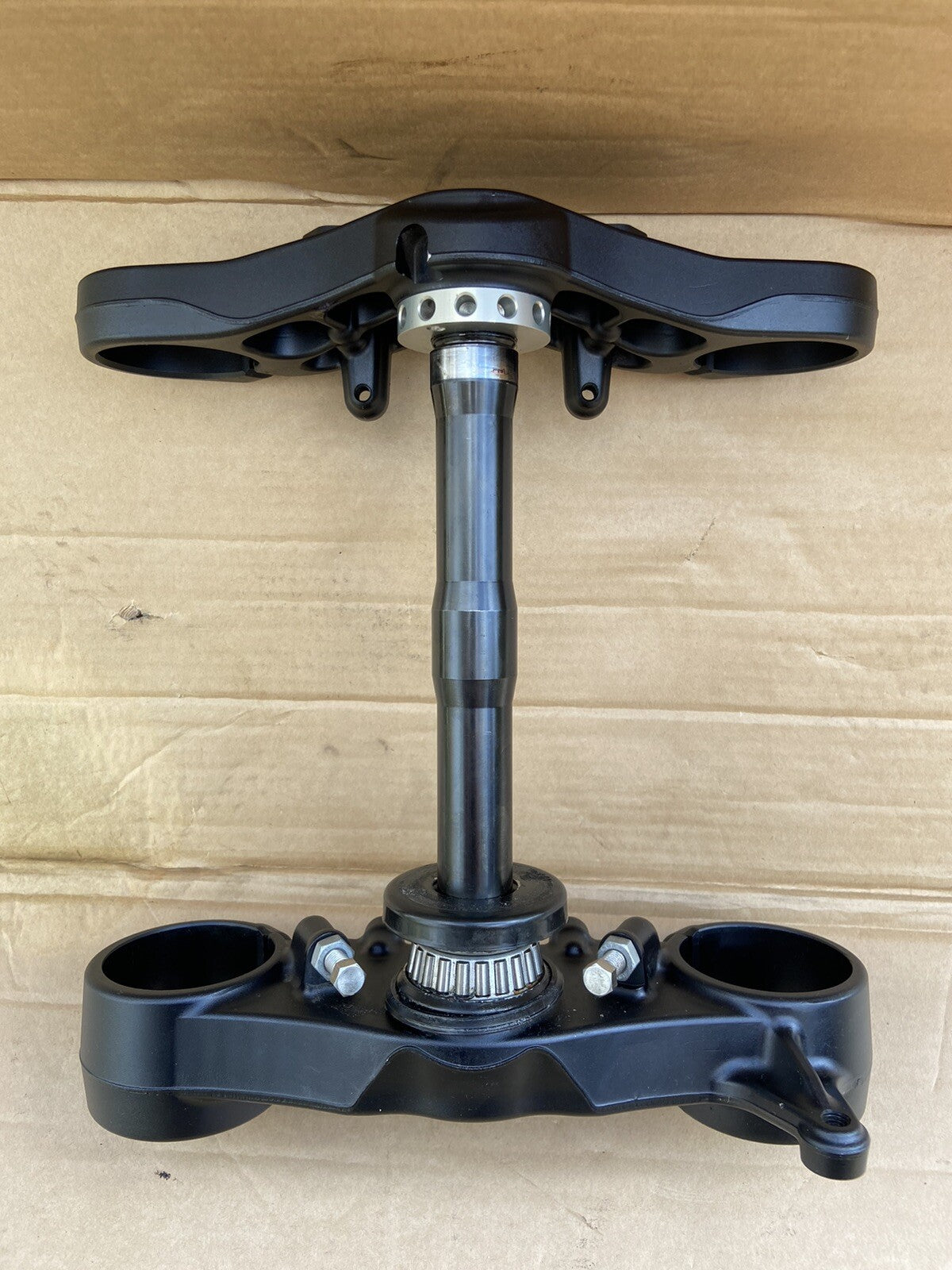 KTM 1290 superduke top and bottom clamps yoke yolk triple clamp OEM 1290 Clamps