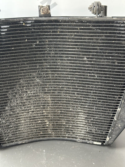 Suzuki GSXR 1000 Radiator Coolant Rad 2009-2016 Only 33,787 Miles OEM Radiator