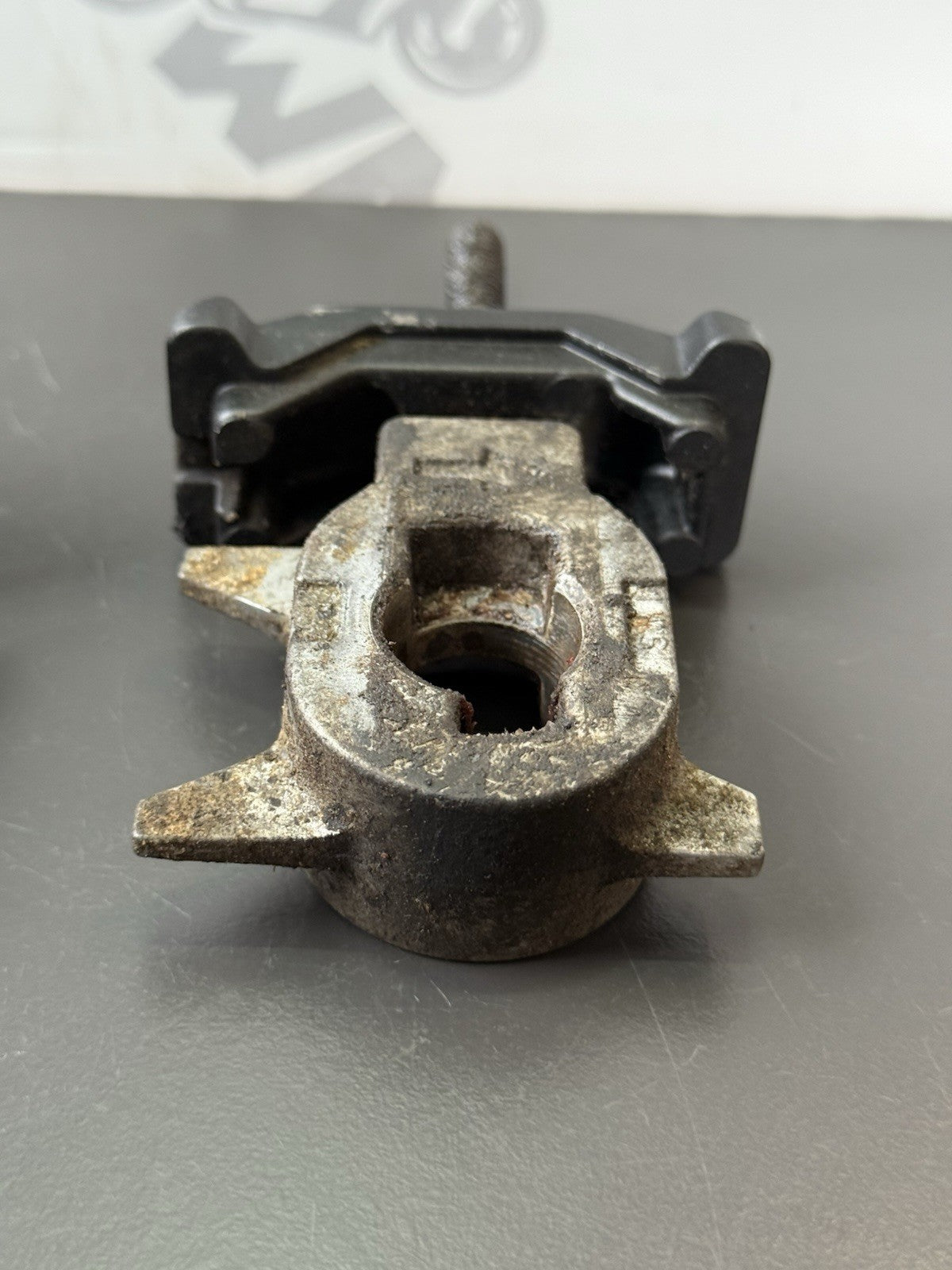 8167662d-8eac-4ea5-948b-de44ad3574bf