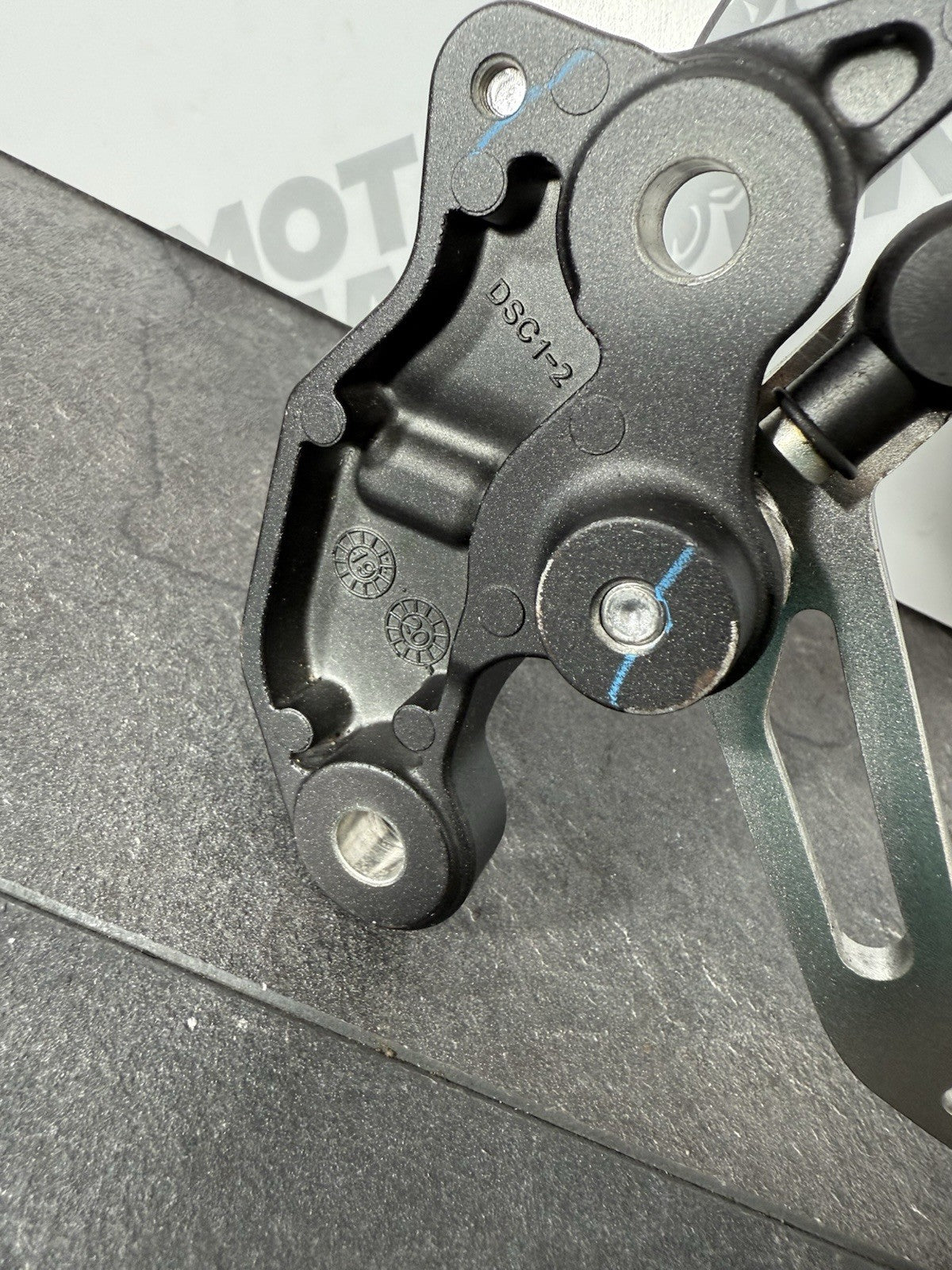 d317561b-5d1d-445e-b155-105532a0f08f