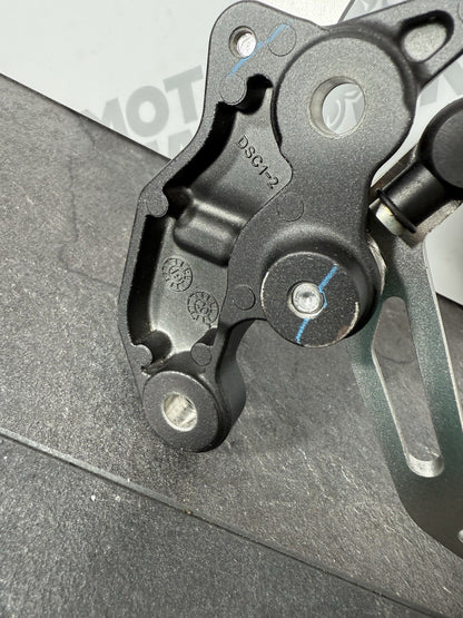 d317561b-5d1d-445e-b155-105532a0f08f