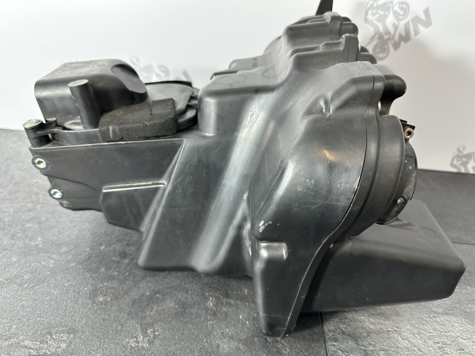 Kawasaki Z800 ABS 2016 Airbox & Filter 12691 Miles 2013-2018 OEM ZR800