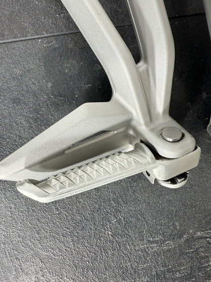 e0d4a0d8-48f7-4cb8-b641-c31d1c7030ae