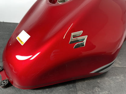 Suzuki GSXR 1300 2016 HAYABUSA Fuel Tank Petrol Tank 18408 Miles OEM *UK ONLY*
