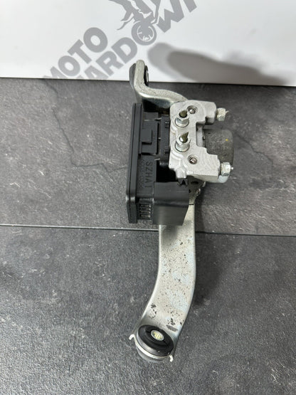 Suzuki GSXR 1300 2016 HAYABUSA ABS Brake Pump Actuator 18408 Miles OEM
