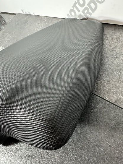 Aprilia RS660 2021 Pillion Seat Rear Seat BLACK Only 6220 Miles 2022-2025 OEM
