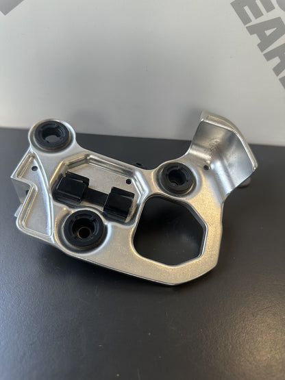 Triumph Speed Triple 1050 RS Speedo Bracket Clock Bracket Dash Mount Pivot 2018-