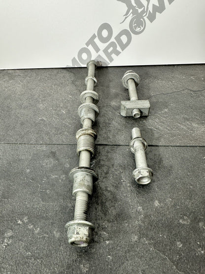 Aprilia Tuono V4 1100 Factory 2020 Engine Mount Bolts Spacer 6889 Miles OEM 2019