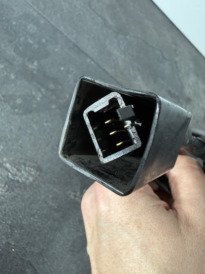 86b1d9d0-c6db-47e7-a284-cba04bd8c857