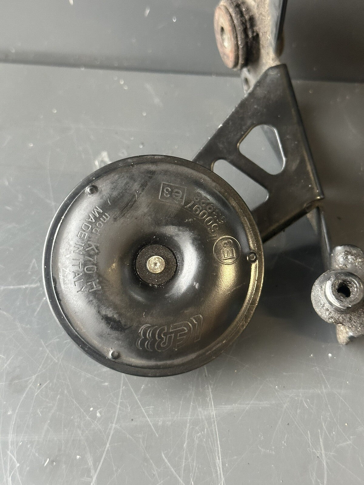 KTM RC8 1190 horn 69011060000 6901106001082 KTM RC8 Horn KTM 1190 HORN KTM RC8