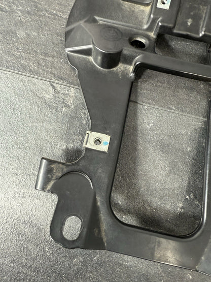 Yamaha YZF R125 R 125 2014 Subframe Inner Tray Panel 26983 Mile 2008-2018 OEM