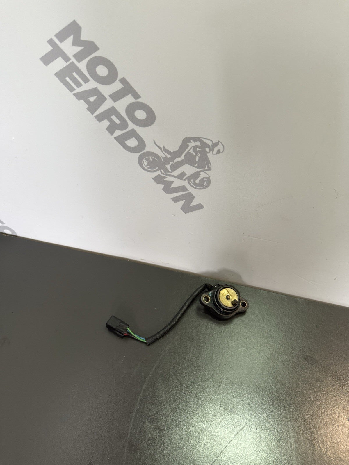 2353fc85-261f-42c8-b833-c0f551d696bf