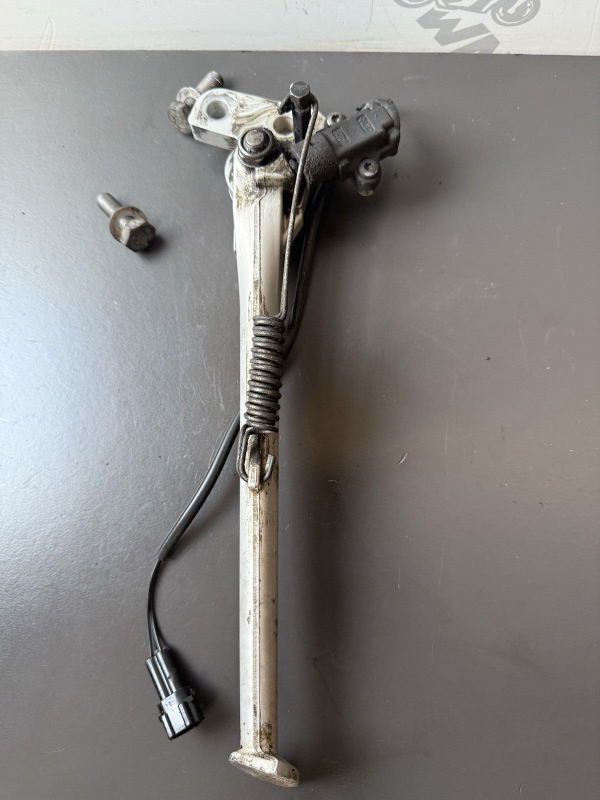 TRIUMPH STREET TRIPLE 675R Kick Stand Side Stand 675R Side Stand Kick 2008-2011