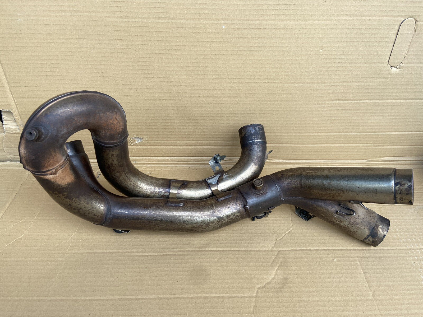 Ducati exhaust header collector Exhaust Centre 848 1098 1098S 57012606B OEM