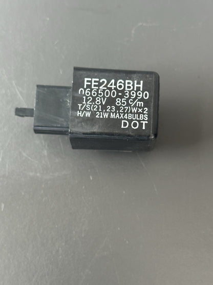 Honda CBR 1000 RR Fireblade indicator flasher relay 2004 - 2005 RR4 RR5 FE246BH
