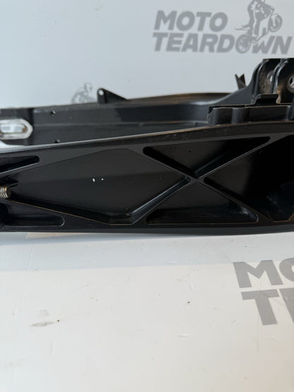 ccaf704b-51c7-47ae-8c0f-449f643c1319