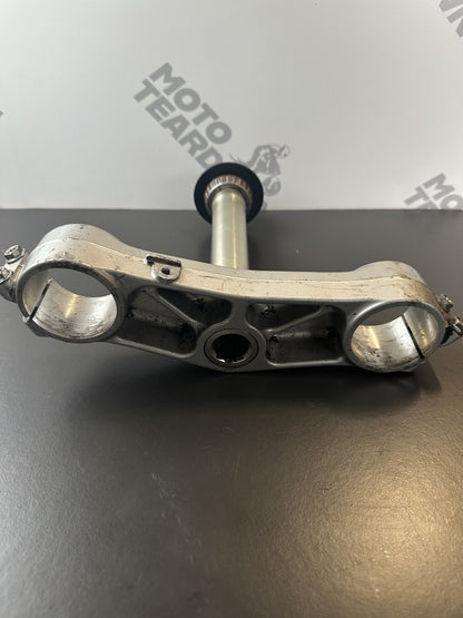 HONDA CBR1000RR FIREBLADE BOTTOM YOKE  LOWER FORK CLAMP 2008-2011 CBR1000 RR OEM