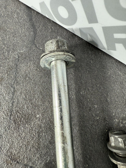 Yamaha YZF R125 R 125 2014 Frame Bolts Engine Bolts 26983 Miles 2008-2018 OEM