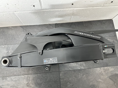 Honda Fireblade CBR1000RR 2019 Swing Arm Swinging Arm 2017 2018 OEM 4000 Miles