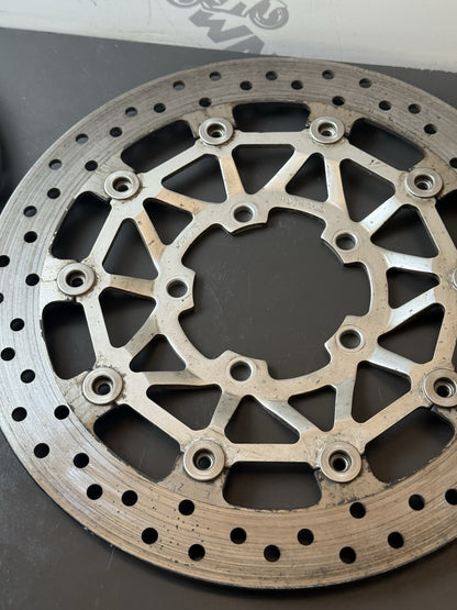 Triumph Street Triple 675R Sunstar Front Brake Discs 675R Front Brake Discs 2010