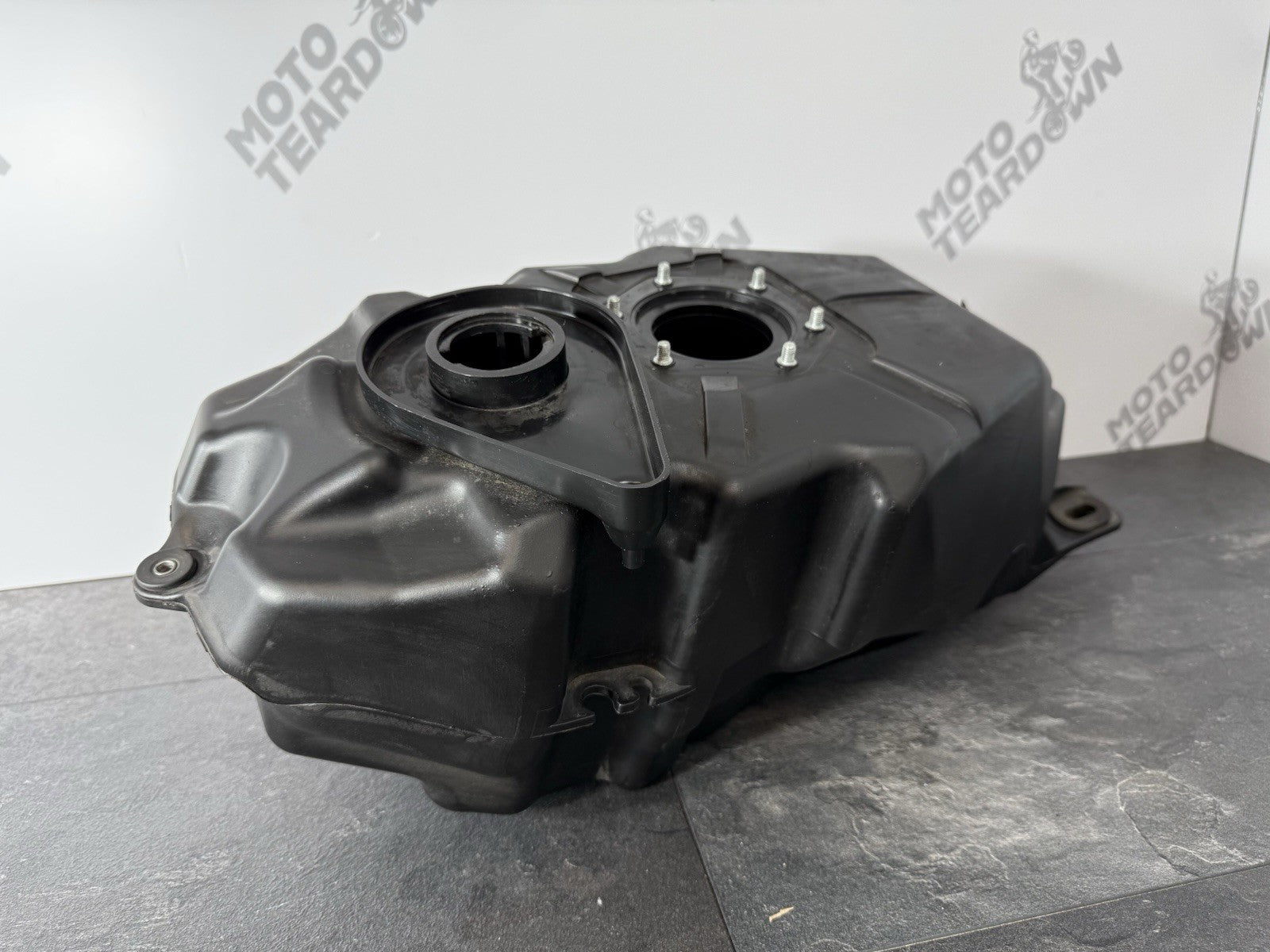 Yamaha YZF R125 R 125 2014 Fuel Tank Petrol Tank 26983 Miles 2008-2018 OEM
