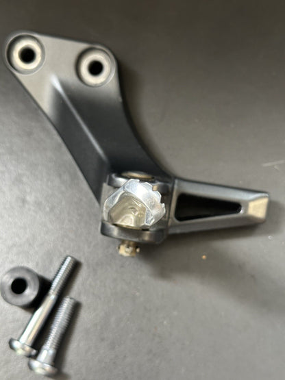 2022 YAMAHA MT-09 SP LEFT REAR FOOT REST LEFT PILLION FOOT HANGER MT09 SP Left