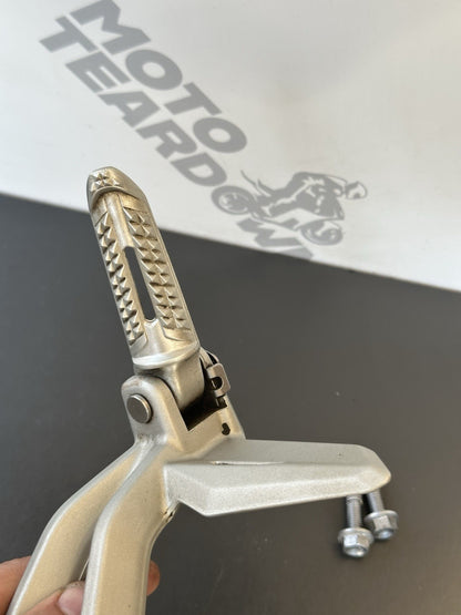 TRIUMPH STREET TRIPLE Right Pillion Footrest Hanger- 765R 765RS T2081987 2017-19