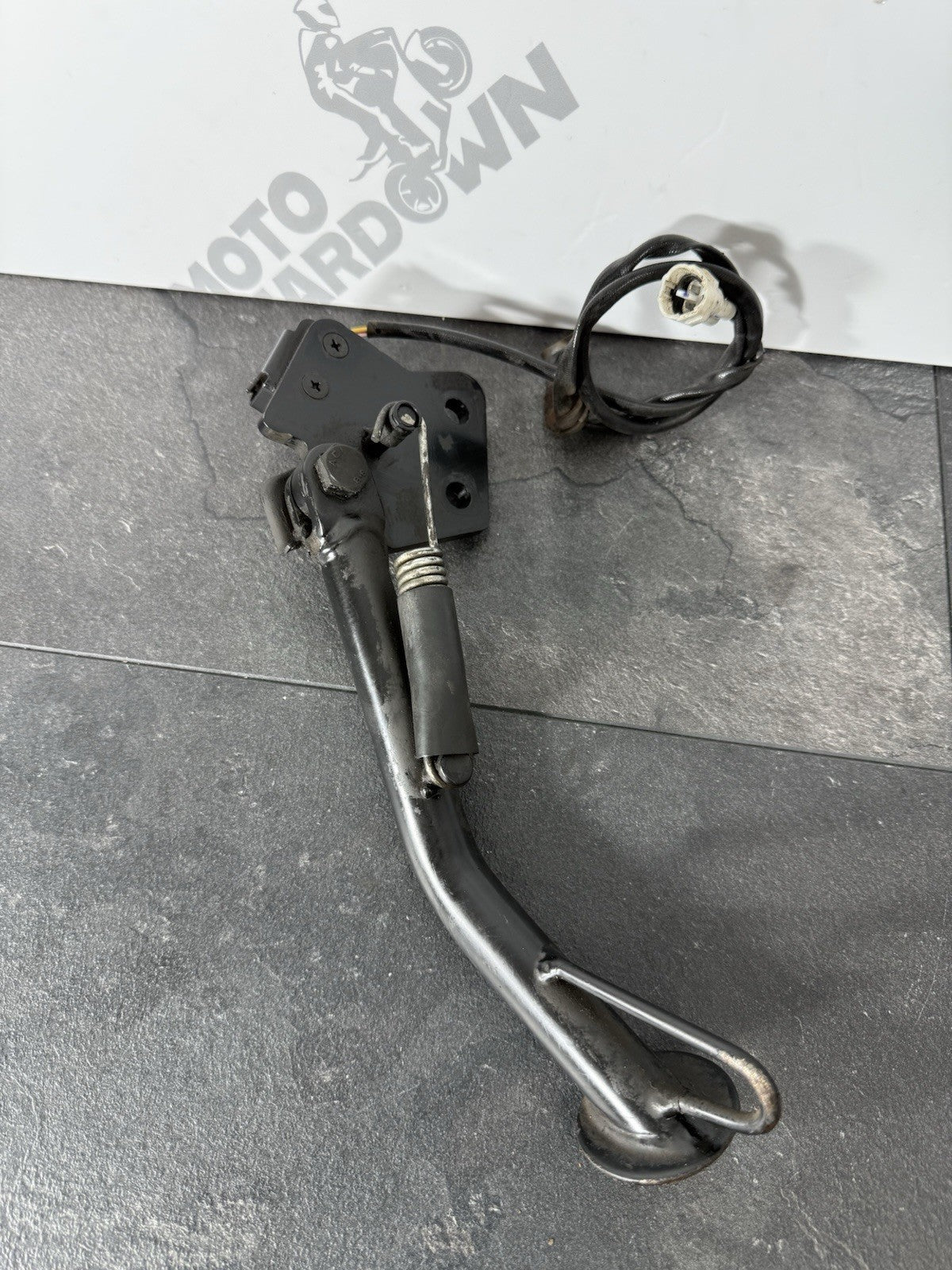 3598bb4c-a9fe-40a2-8eb3-3a4f23e22fc0