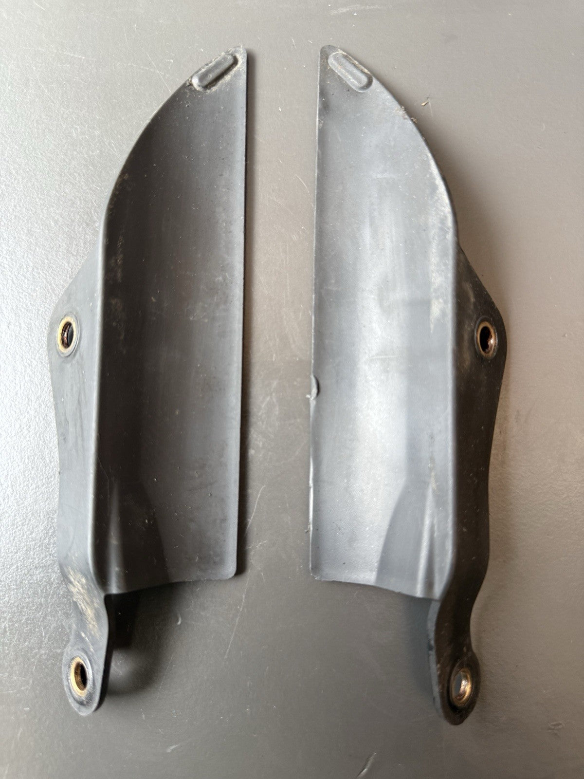 Triumph Street Triple 675 675R  Front Forks Mudguard Trims Fairings T2307558 557