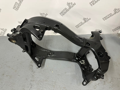 Suzuki GSXR 1300 2016 HAYABUSA Main Frame Chassis *CATEGORY N* 18408 Miles GEN 2
