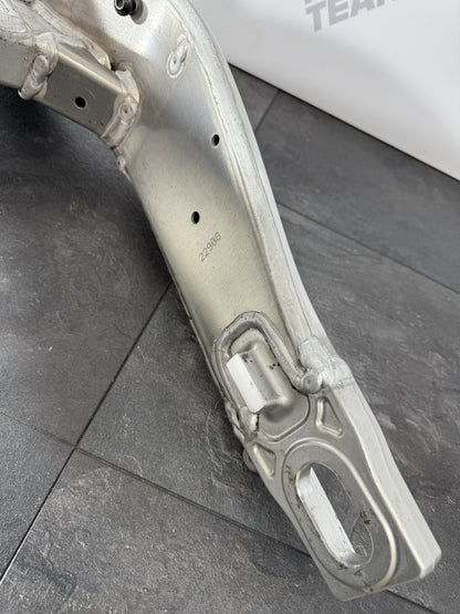 bcfa5b40-704b-4e1a-9335-846beaa794f9