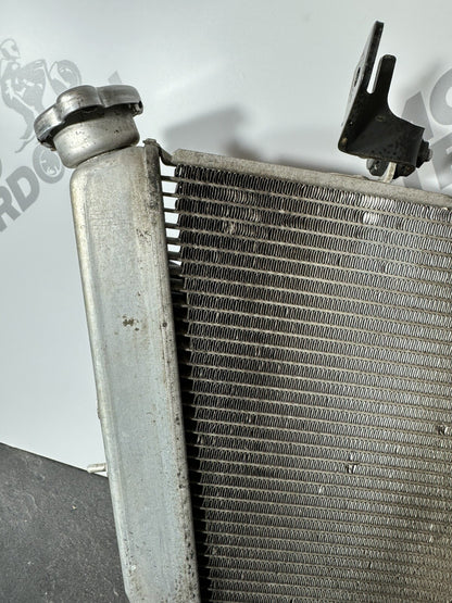 Suzuki GSXR 1000 2014 Radiator Coolant Radiator 22774 Miles 2009-2016 OEM