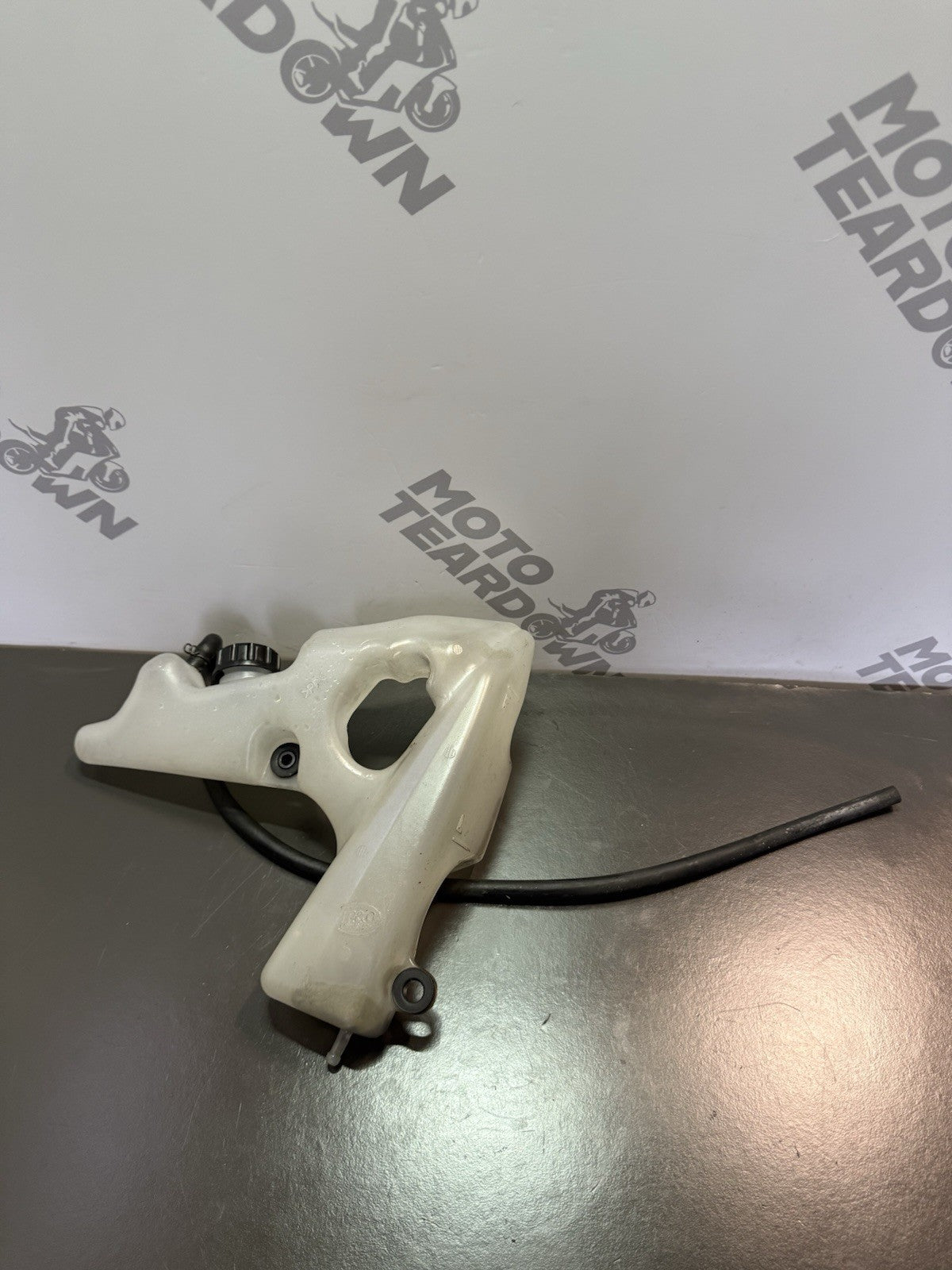 f0fc933c-9ea7-420e-aef1-a019c5cb7929