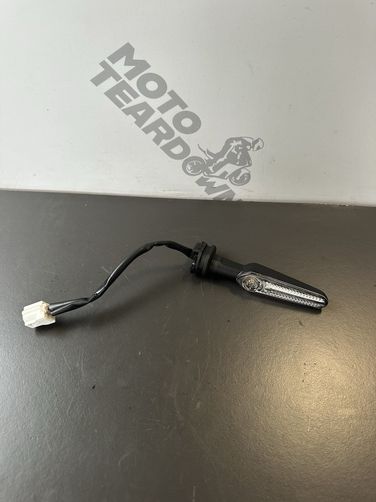 YAMAHA MT-03 Right Front Indicator BAT8332000 YAMAHA MT03 Front Right Indicator