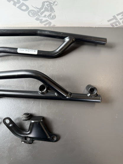 TRIUMPH TRIDENT 660 Top Case Carrier Luggage Plate Rear Rack Arms 2021-2024