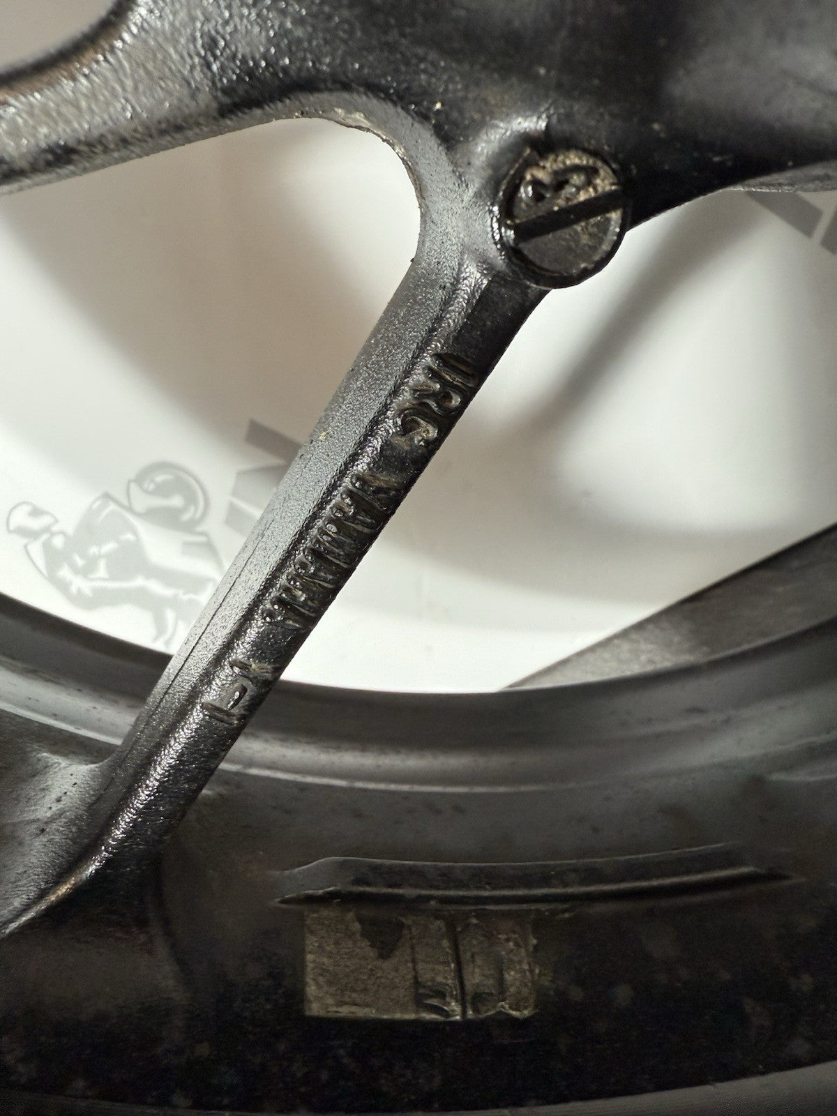 bf63b5ce-1896-4e8a-ac1a-35e3a2ea4780