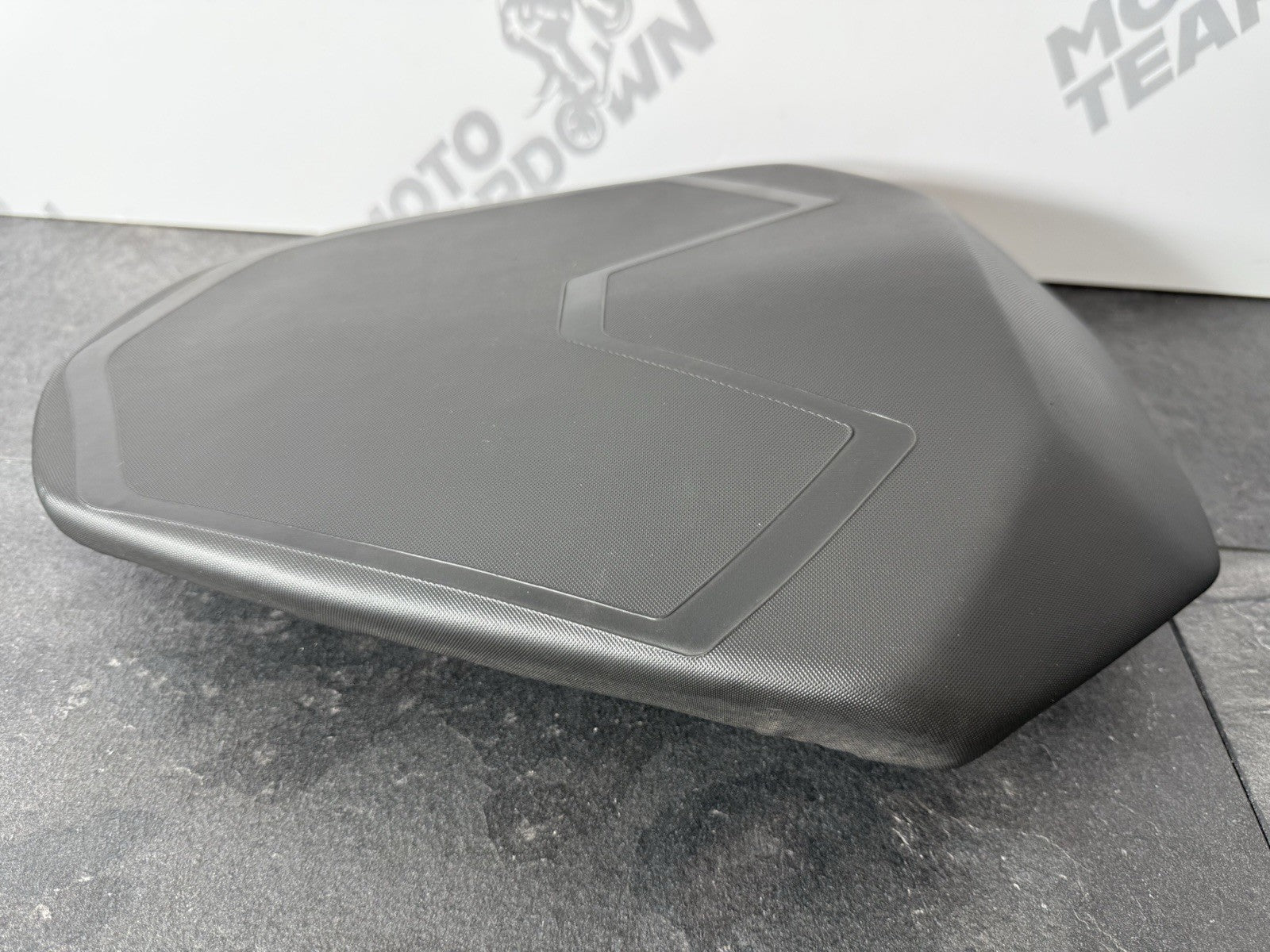 e9bab425-5a1d-4ea6-8a3e-5ed02702822a