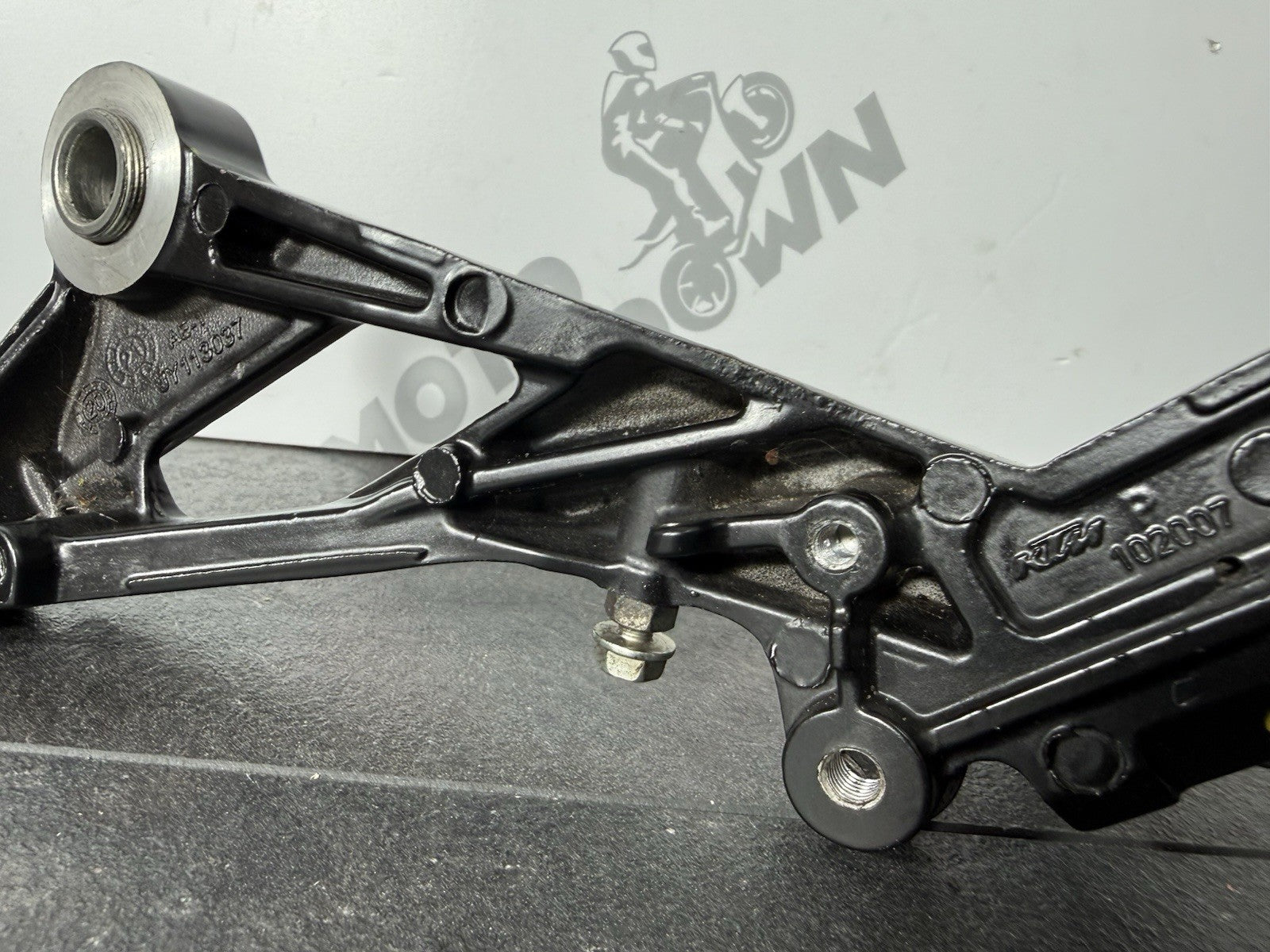 5197dff6-2b6a-465e-8a56-e2b6b0bd59d2