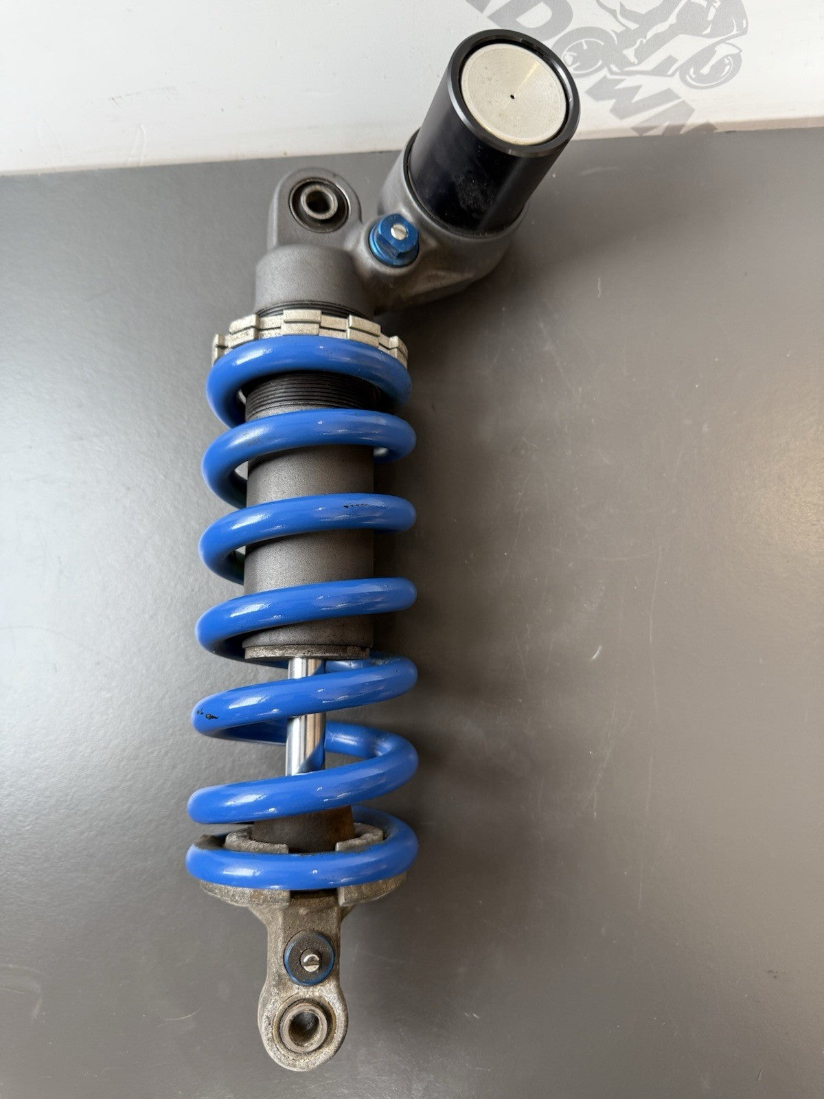 TRIUMPH STREET TRIPLE 675R Rear Suspension - T2053102 2008-2011 Rear Shock OEM